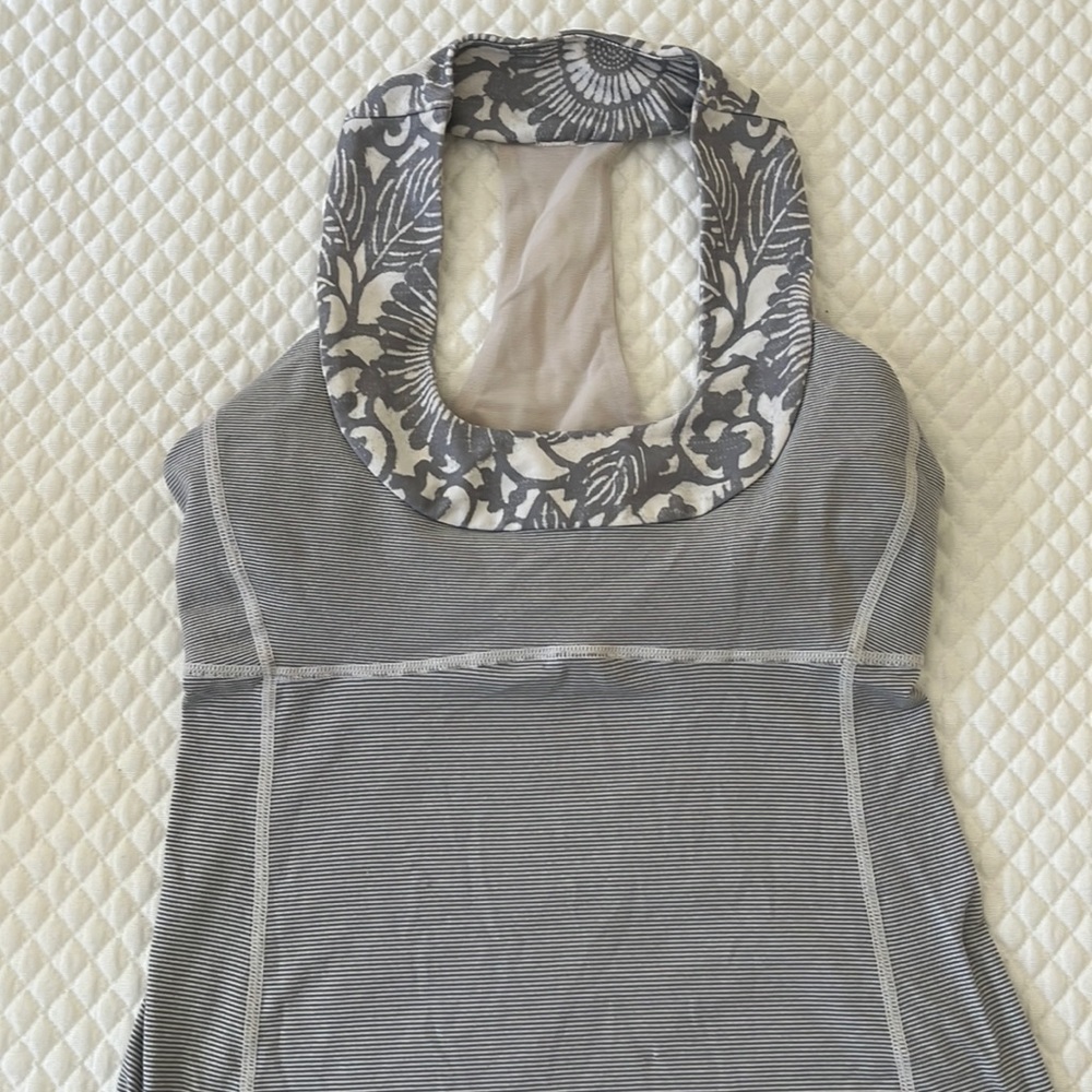 lululemon athletica Scoop Neck Tank size 4